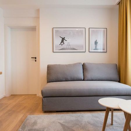 Arbans Elegant Apartment In The City Center Бухарест Экстерьер фото