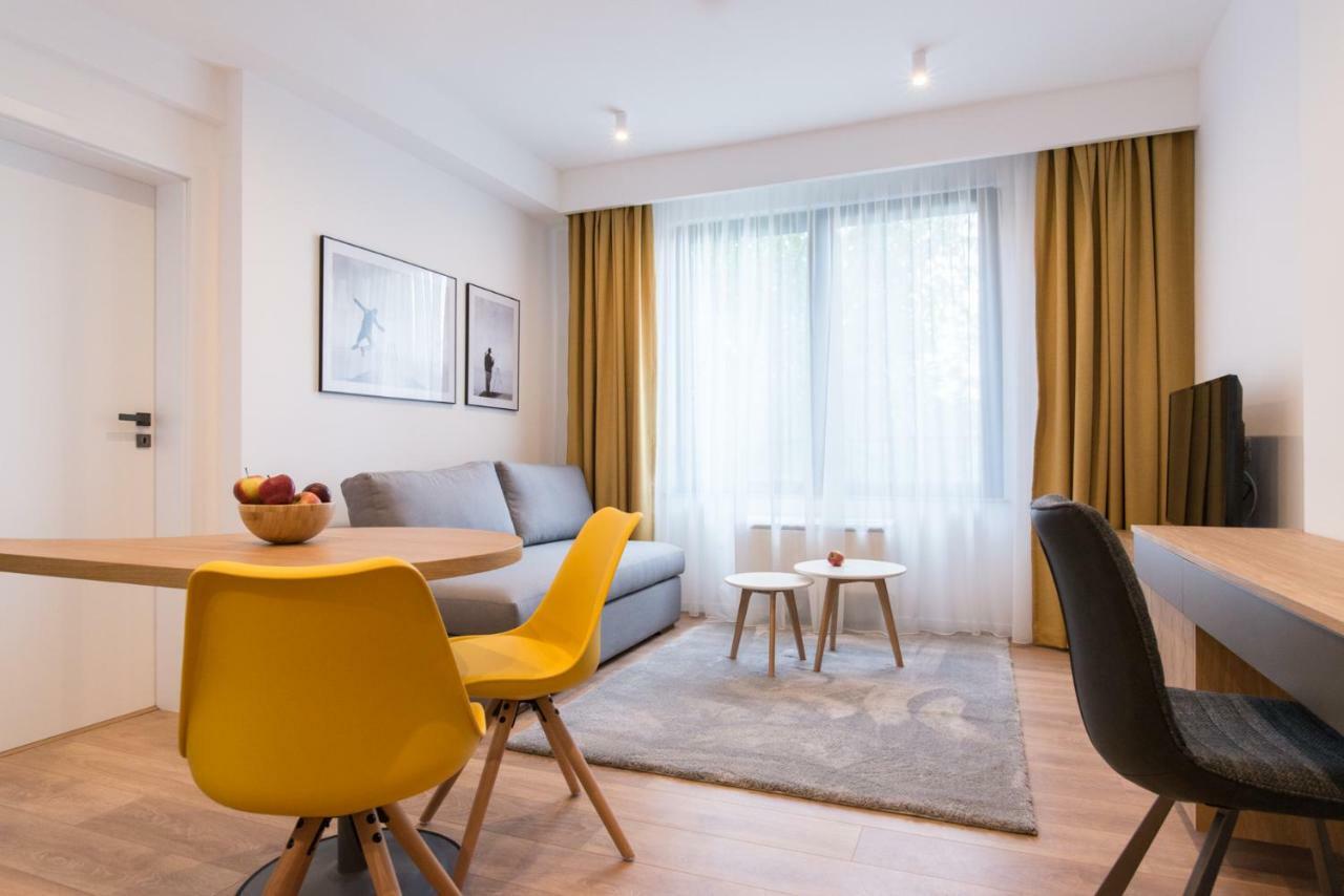 Arbans Elegant Apartment In The City Center Бухарест Экстерьер фото